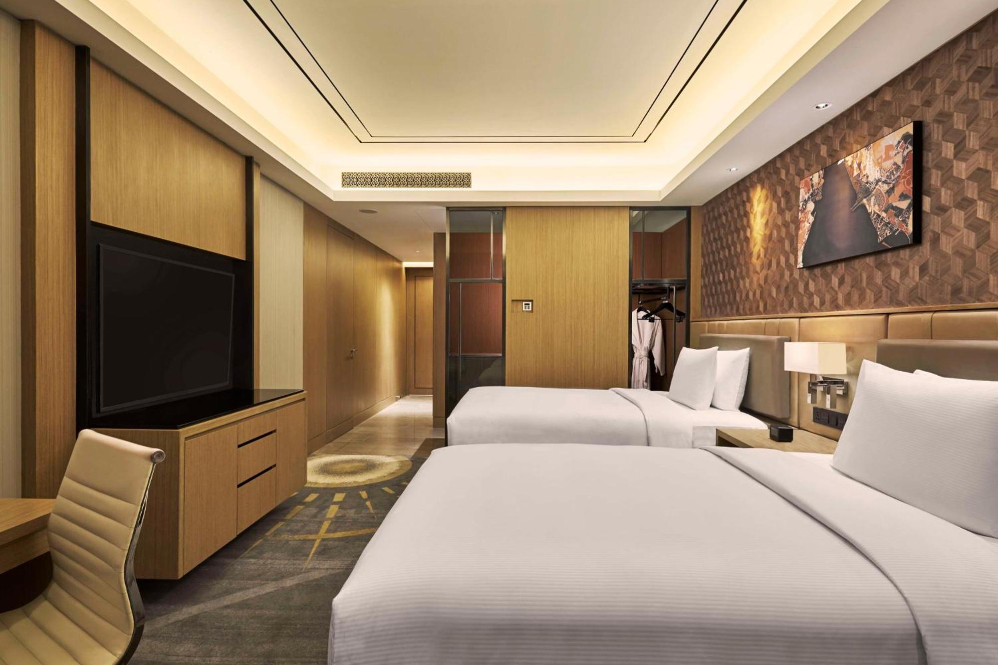 Hilton Manila Hotel Пасай Екстериор снимка Deluxe Room